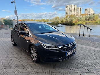 Used Vauxhall Astra 2017 for sale - 76384310: Photo