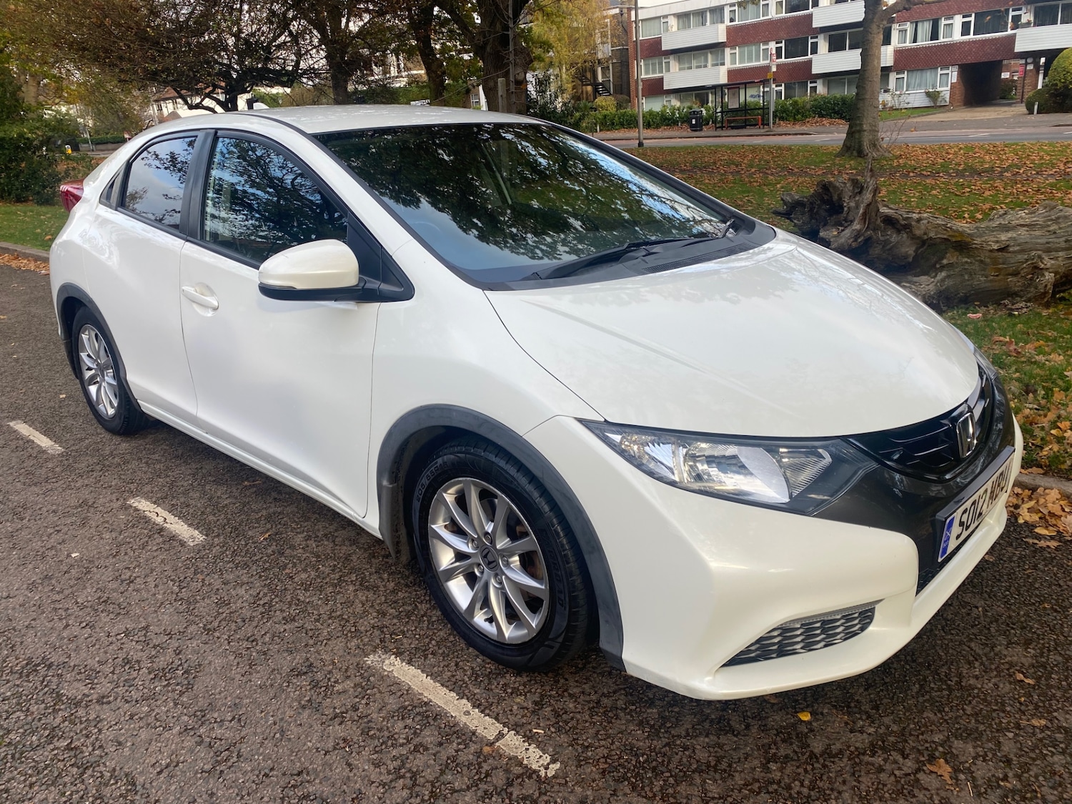 Used Honda Civic 2012 for sale - 76570653: Photo 6