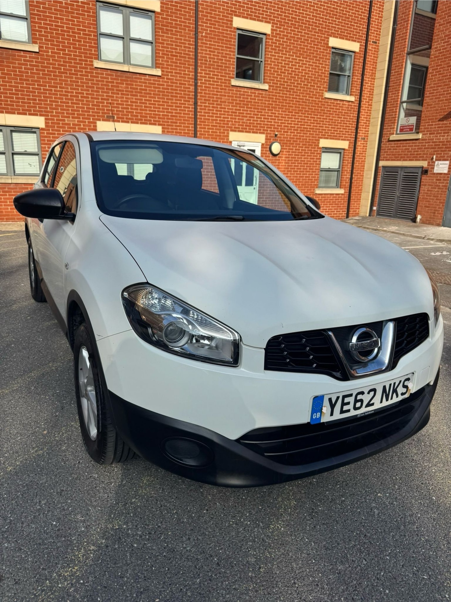 Used Nissan Qashqai 2012 for sale - 76325862: Photo 2