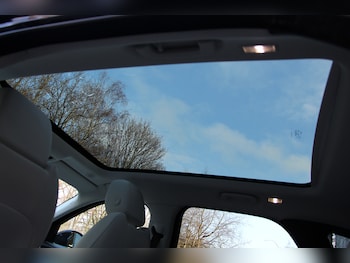 Used Jaguar F-Pace 2022 for sale - 77225451: Photo