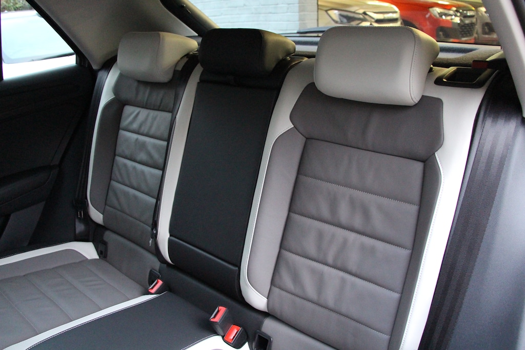 Used Volkswagen T-Roc 2018 for sale - 76615889: Photo 32