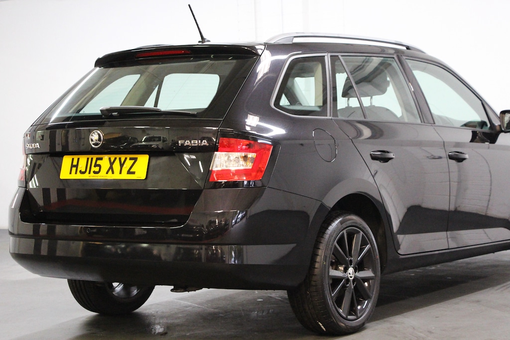 Used Skoda Fabia 2015 for sale - 76580386: Photo 11