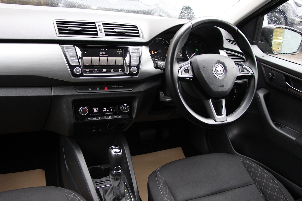 Used Skoda Fabia 2015 for sale - 76580386: Photo 20