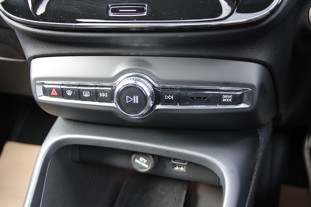 Used Volvo XC40 2021 for sale - 77300733: Photo 40