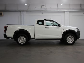 Used Isuzu D-Max 2025 for sale - 75918556: Photo