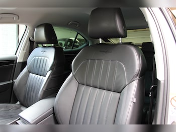 Used Skoda Superb 2017 for sale - 79287376: Photo