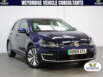 Used Volkswagen Golf 2019 for sale - 76628491: Photo