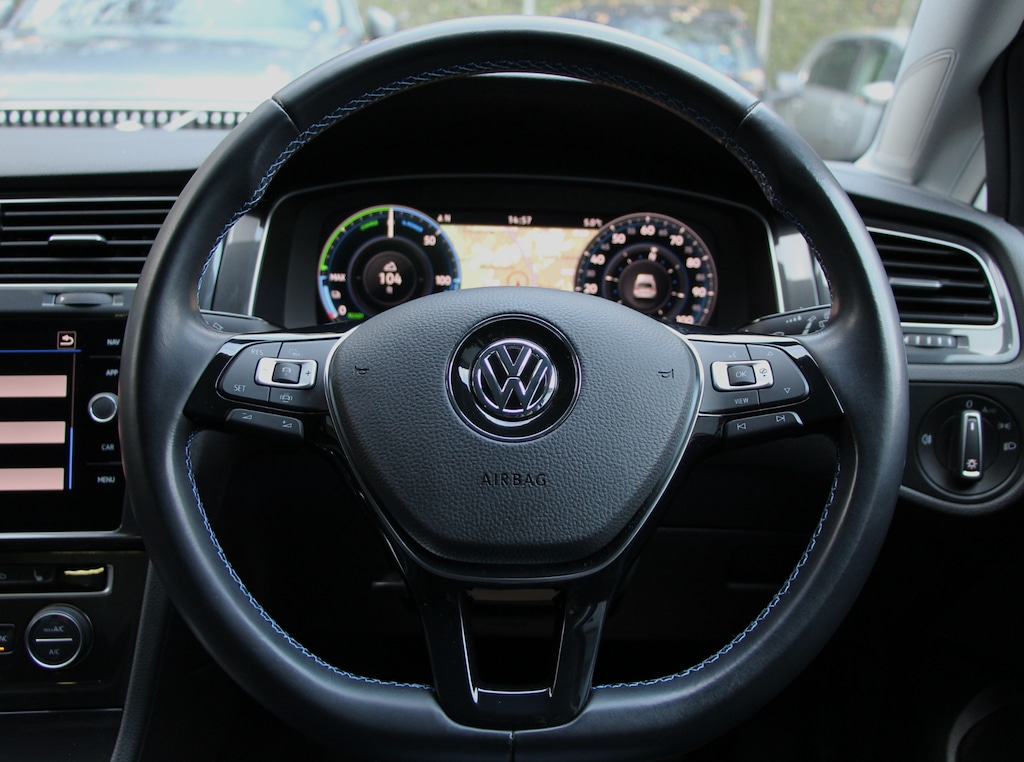 Used Volkswagen Golf 2019 for sale - 76628491: Photo 29