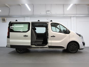 Used Vauxhall Vivaro 2018 for sale - 76229518: Photo