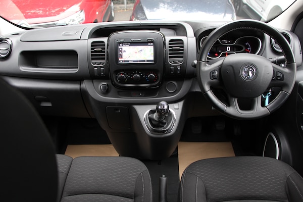 Used Vauxhall Vivaro 2018 for sale - 76229518: Photo 4