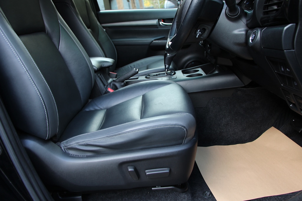 Used Toyota Hilux 2021 for sale - 76580389: Photo 42