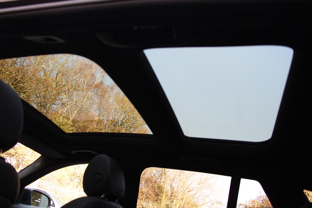 Used Mercedes-Benz C Class 2021 for sale - 76818057: Photo 3