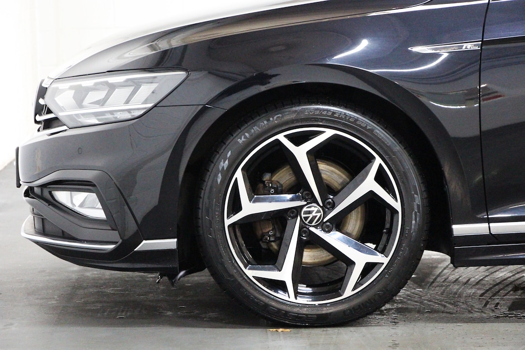 Used Volkswagen Passat 2023 for sale - 77170797: Photo 2