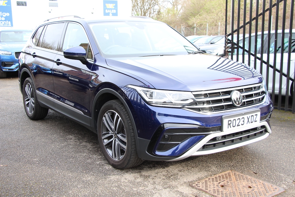 Used Volkswagen Tiguan Allspace 2023 for sale - 77877932: Photo 2