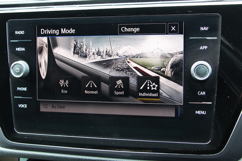 Used Volkswagen Touran 2019 for sale - 77614889: Photo 32