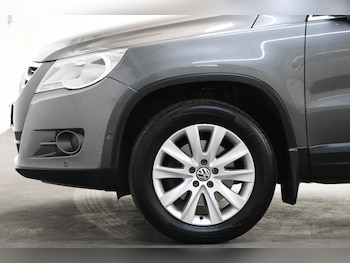 Used Volkswagen Tiguan 2011 for sale - 78724772: Photo