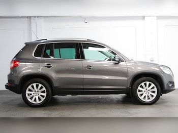 Used Volkswagen Tiguan 2011 for sale - 78724772: Photo