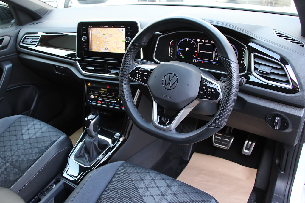 Used Volkswagen T-Roc 2023 for sale - 77746368: Photo 23