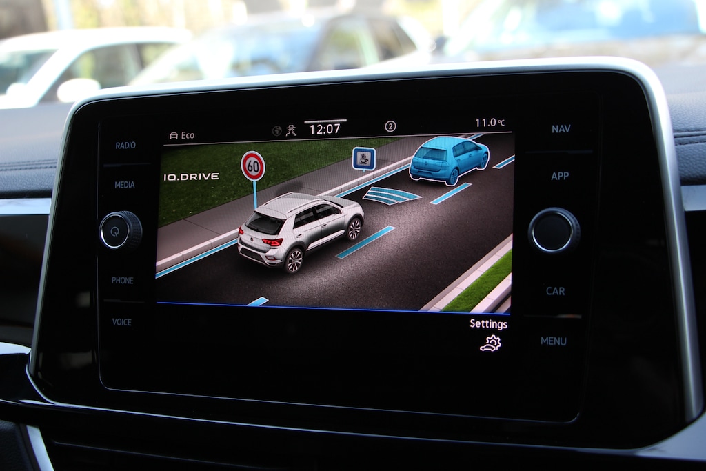 Used Volkswagen T-Roc 2023 for sale - 77746368: Photo 30