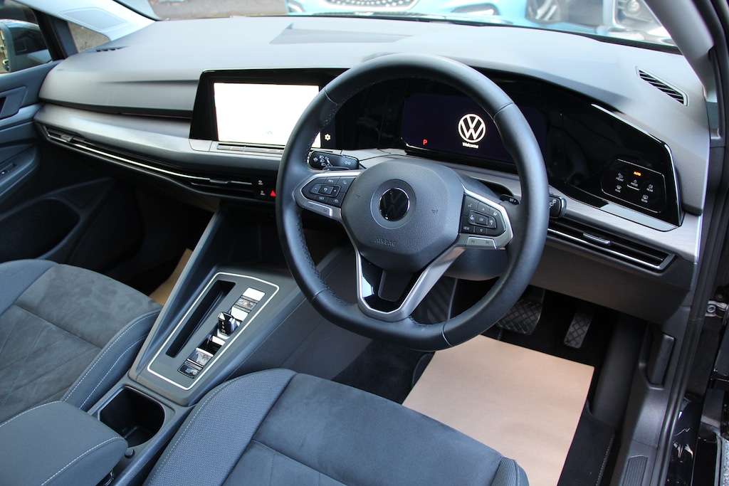 Used Volkswagen Golf 2020 for sale - 76796667: Photo 28