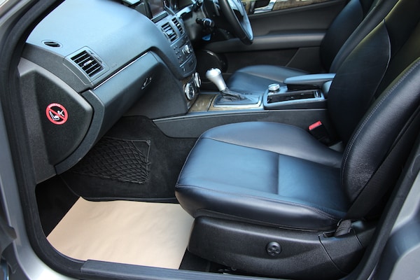 Used Mercedes-Benz C-Class 2010 for sale - 76229503: Photo 24
