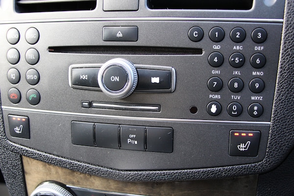 Used Mercedes-Benz C-Class 2010 for sale - 76229503: Photo 36