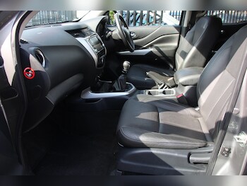 Used Nissan Navara 2021 for sale - 78329155: Photo