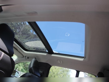 Used Volvo XC40 2018 for sale - 79427731: Photo