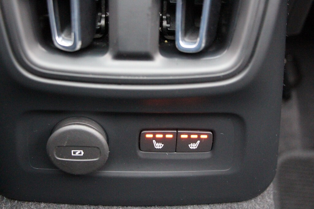 Used Volvo XC40 2022 for sale - 76603073: Photo 28