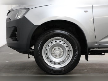 Used Isuzu D-Max 2025 for sale - 77198560: Photo