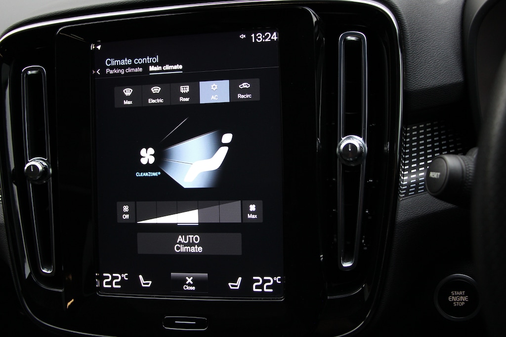 Used Volvo XC40 2020 for sale - 76882114: Photo 32