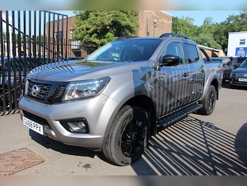 Used Nissan Navara 2018 for sale - 79165476: Photo