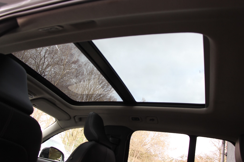 Used Volvo XC40 2022 for sale - 77841904: Photo 2