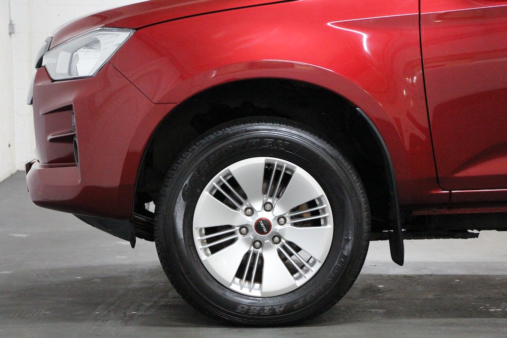 Used Isuzu D-Max 2021 for sale - 77198529: Photo 2