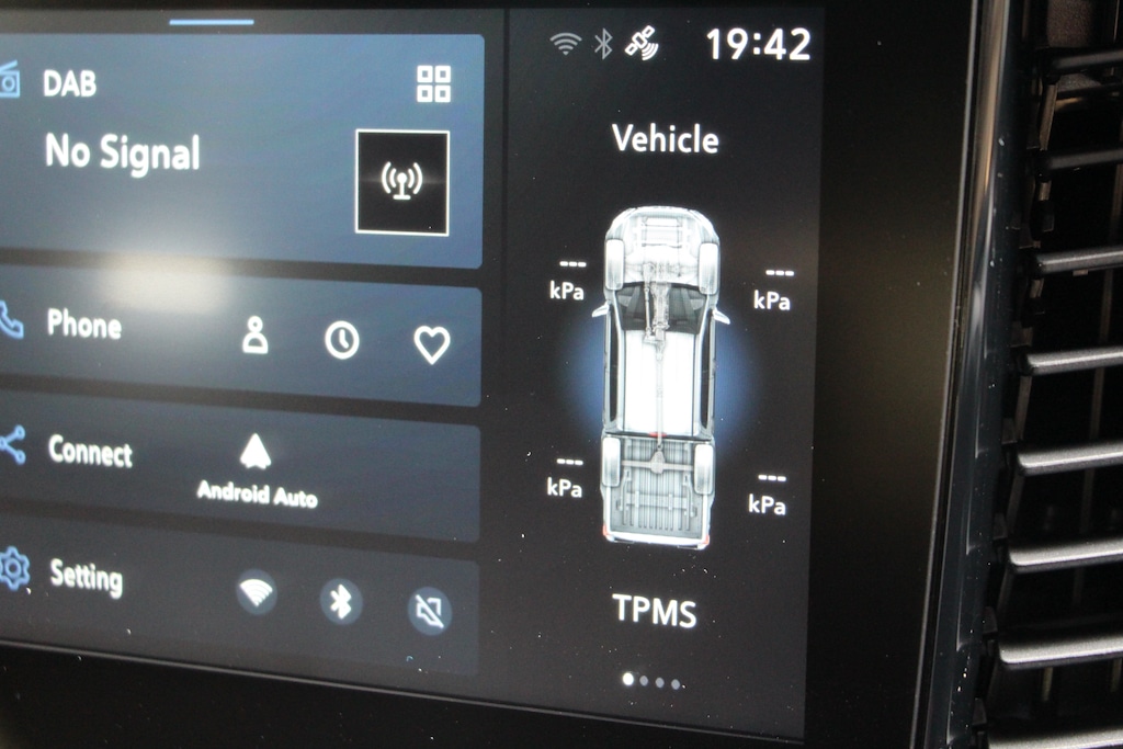 Used Isuzu D-Max 2025 for sale - 76960368: Photo 32