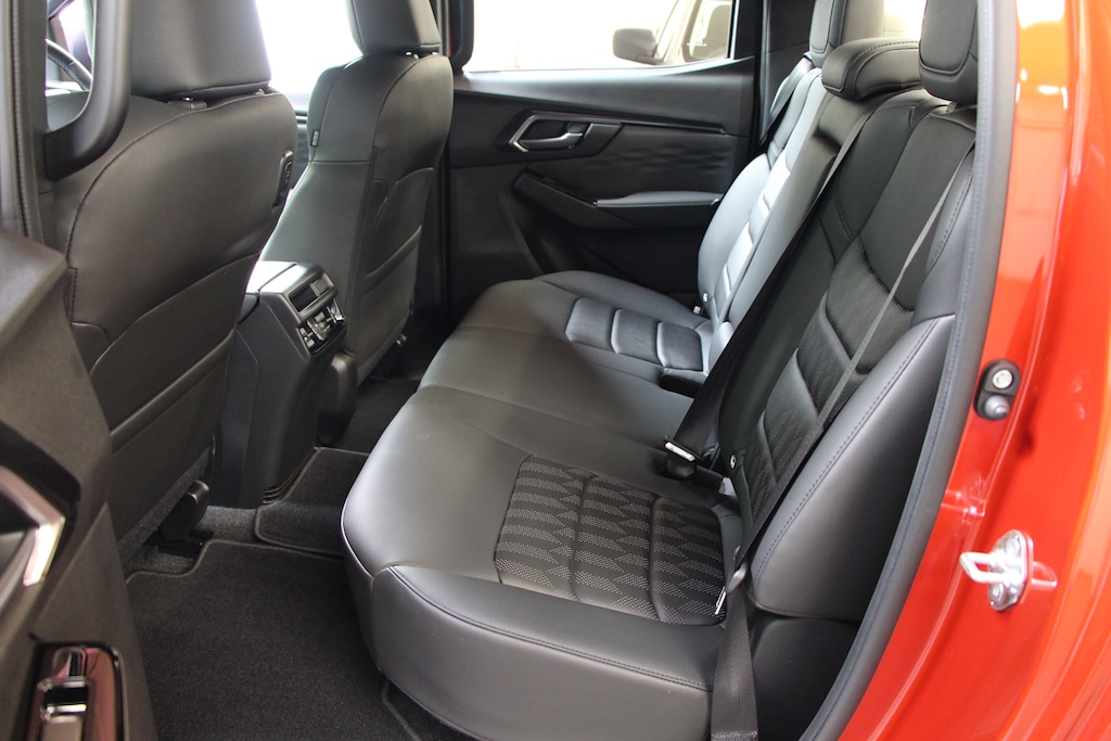 Used Isuzu D-Max 2025 for sale - 76960368: Photo 37