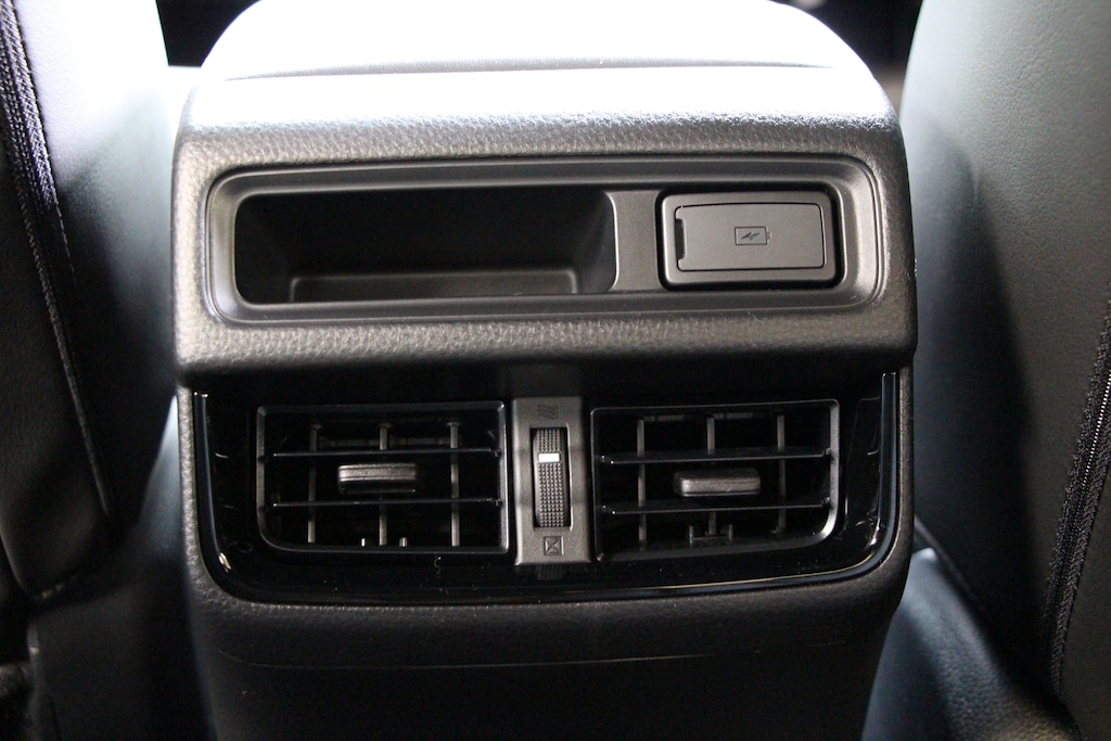 Used Isuzu D-Max 2025 for sale - 76960368: Photo 38