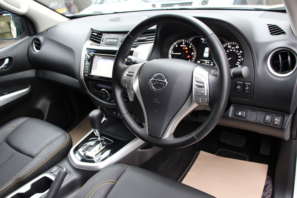 Used Nissan Navara 2018 for sale - 77592496: Photo 25