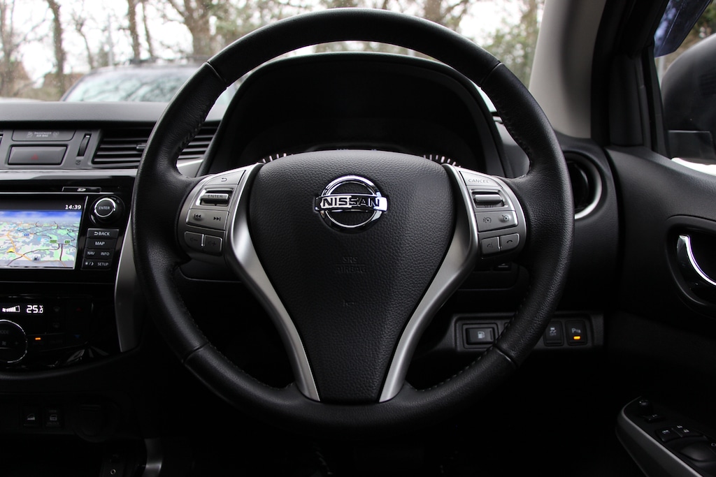 Used Nissan Navara 2018 for sale - 77592496: Photo 39