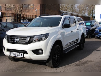 Used Nissan Navara 2018 for sale - 77592496: Photo