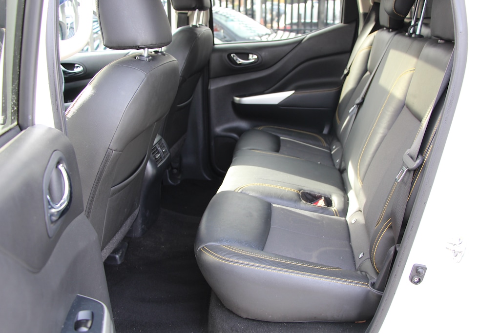 Used Nissan Navara 2018 for sale - 77592496: Photo 4