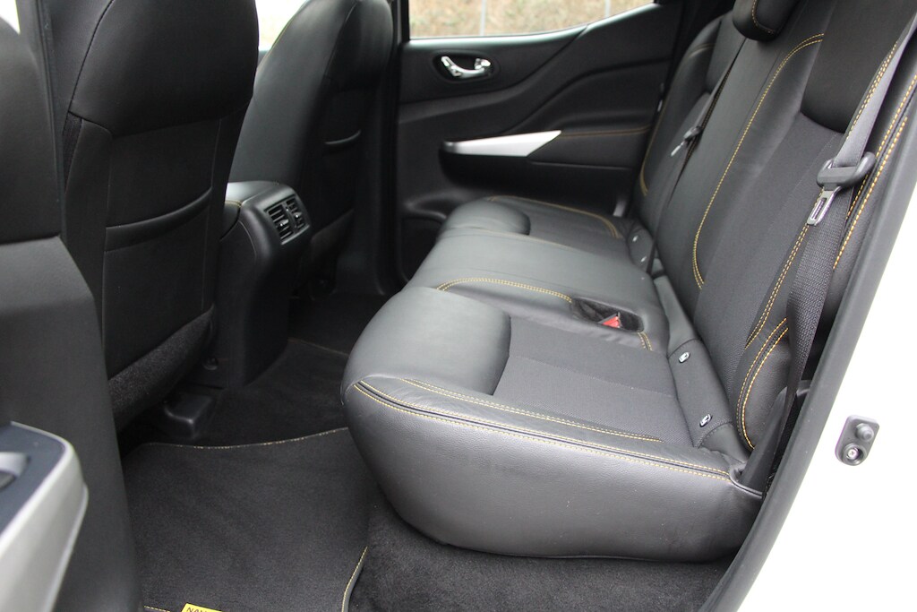 Used Nissan Navara 2018 for sale - 77592496: Photo 41