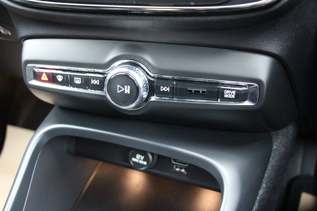 Used Volvo XC40 2019 for sale - 76818084: Photo 40