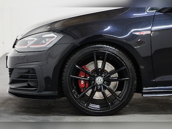 Used Volkswagen Golf 2019 for sale - 78509365: Photo