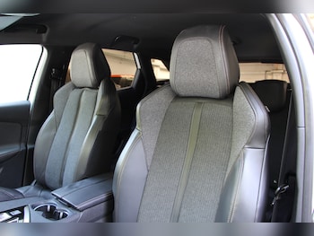 Used Peugeot 3008 2018 for sale - 79264026: Photo