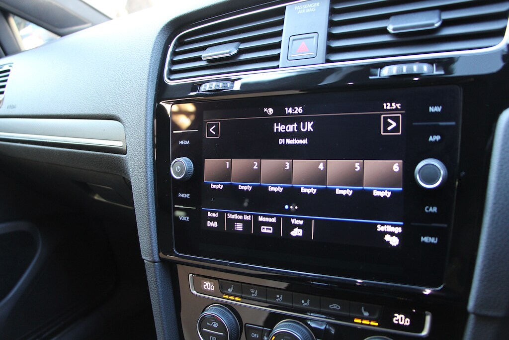 Used Volkswagen Golf 2018 for sale - 77960122: Photo 28