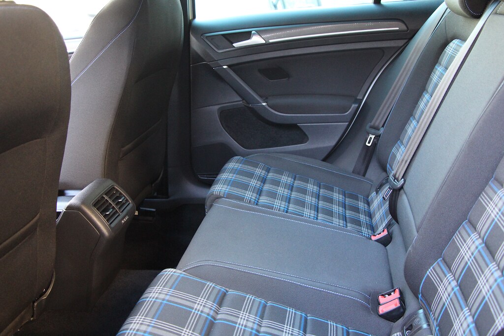 Used Volkswagen Golf 2018 for sale - 77960122: Photo 34