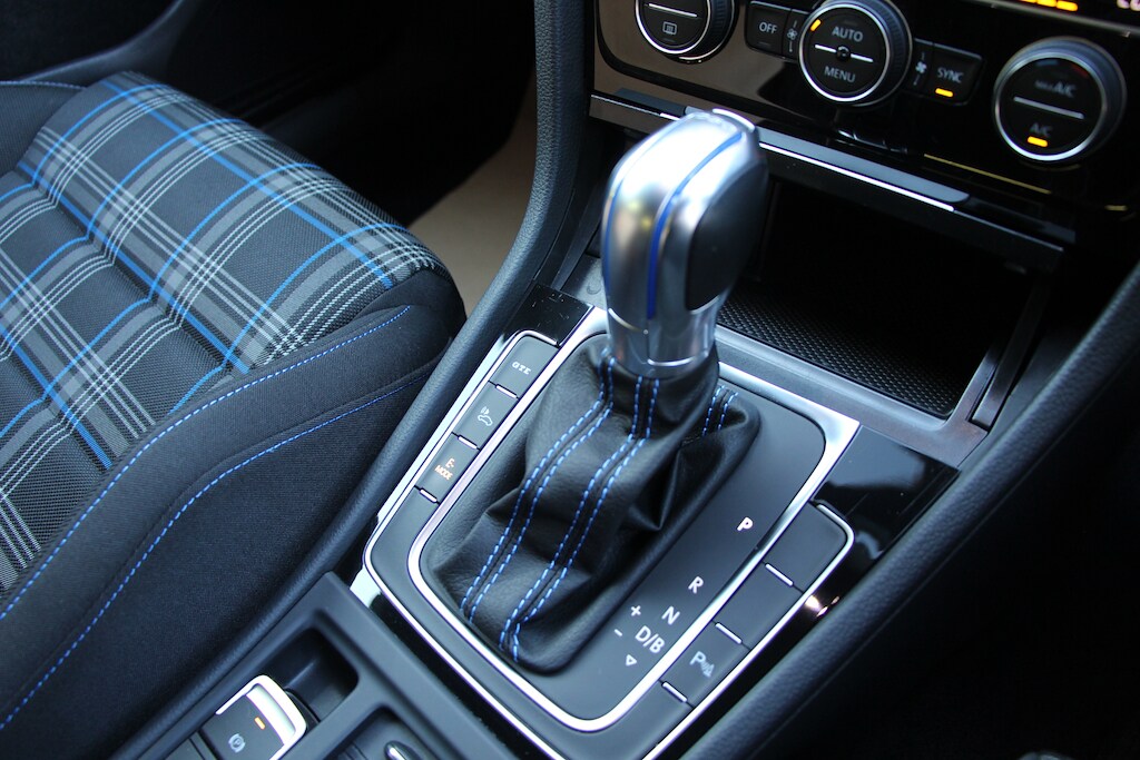 Used Volkswagen Golf 2018 for sale - 77960122: Photo 37