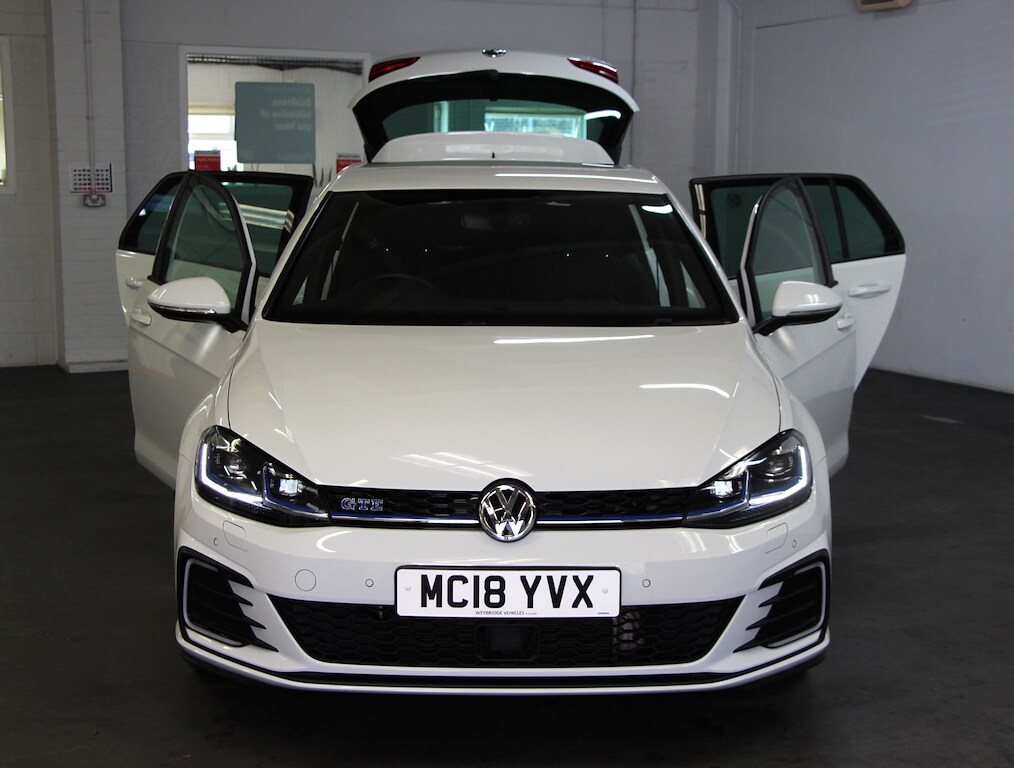 Used Volkswagen Golf 2018 for sale - 77960122: Photo 9