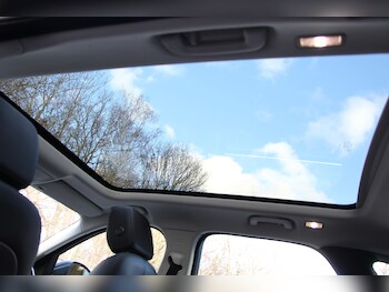 Used Jaguar F-Pace 2016 for sale - 77256641: Photo